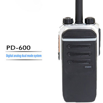 PD600 IP67 Waterproof Dustproof Rich Aplikasi Digital-analog Walkie Talkie