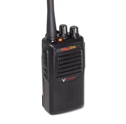 Motorola VZ-12 Two Way Radio Advanced Communication Solutions dengan Daya Output 4W Programmable Walkie Talkie dan 16 Saluran Penyimpanan